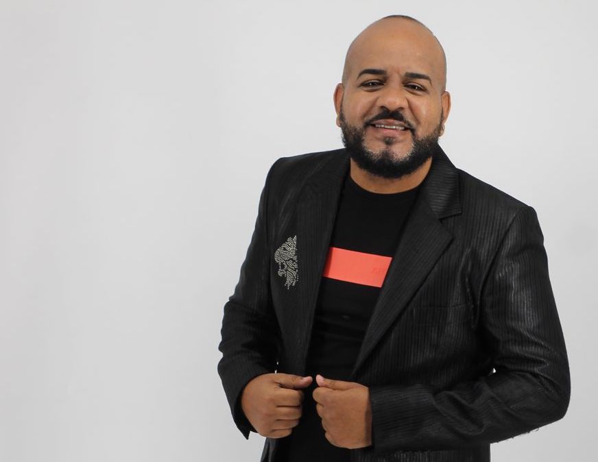 Alberto María tras la búsqueda del éxito en solitario
