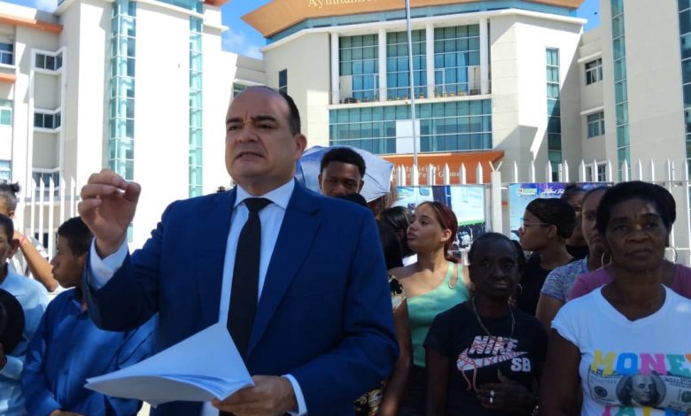 Denuncian irregularidades en proceso Donación y adquisición de Contenedores Ayuntamiento SDE por 126 Millones de Pesos.