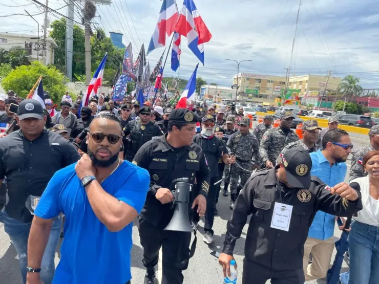 Dominicanos se lanzan a las calles en protesta de la imposición internacional sobre tema haitianoDominicanos se lanzan a las calles en protesta de la imposición internacional sobre tema haitiano