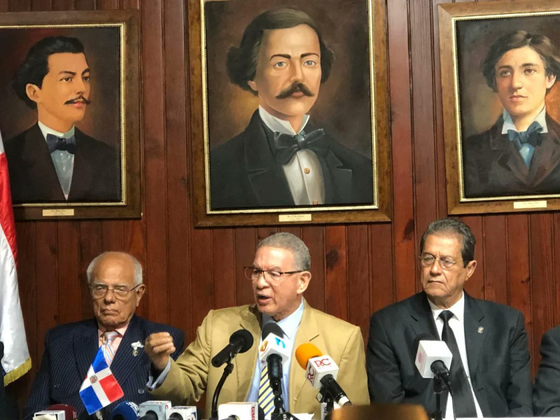Instituto Duartiano tilda de traidores a dominicanos que trafican ilegales haitianos