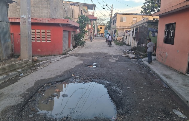Barrio en Los Alcarrizos en emergencia