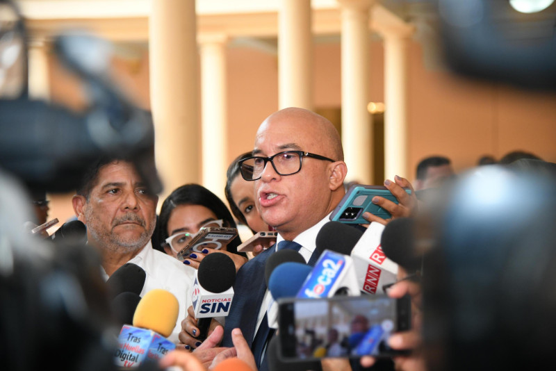 Homero Figueroa habría presentado su renuncia de Diecom