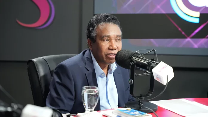 Félix Bautista responde a Radhamés Jiménez y reitera ser «Fernandista»