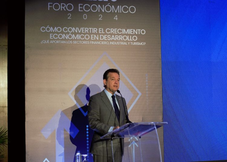 Ito Bisonó destaca prioridades del Gobierno para la industria