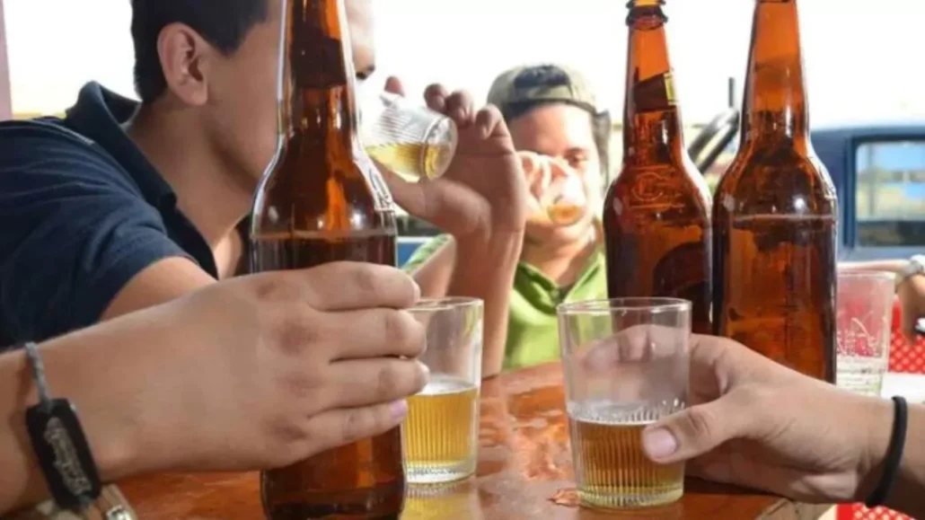 TC declara inconstitucional medida que limita horario venta de bebidas alcohólicas