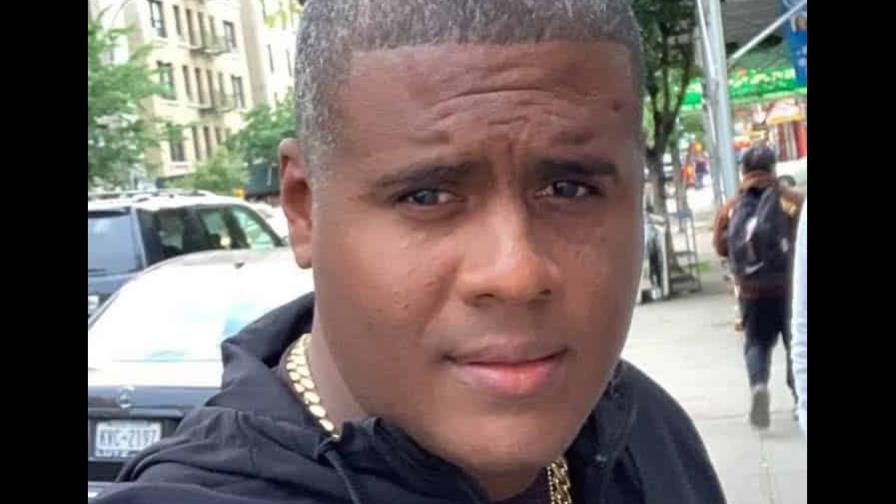 Policía arresta oficial de la Armada con dos kilos de cocaína y una gran suma de dinero