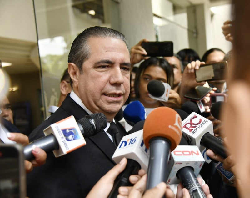 Francisco Javier García dice plan anticrisis busca sacar RD$60 mil MM de los bolsillos de la población
