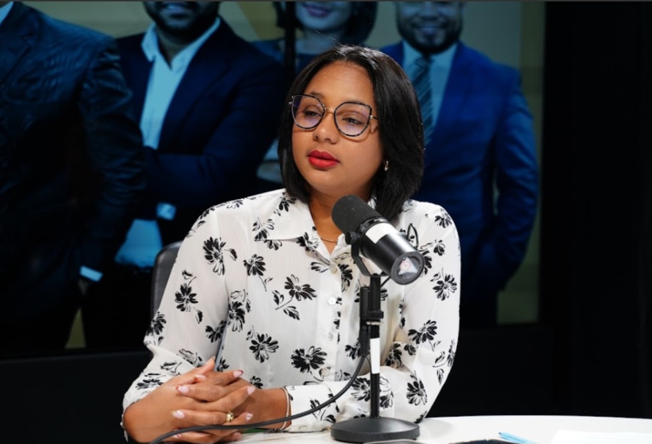 Regidora del PRM, Jehimy Núñez, denuncia decomiso de bocina por parte de la PN