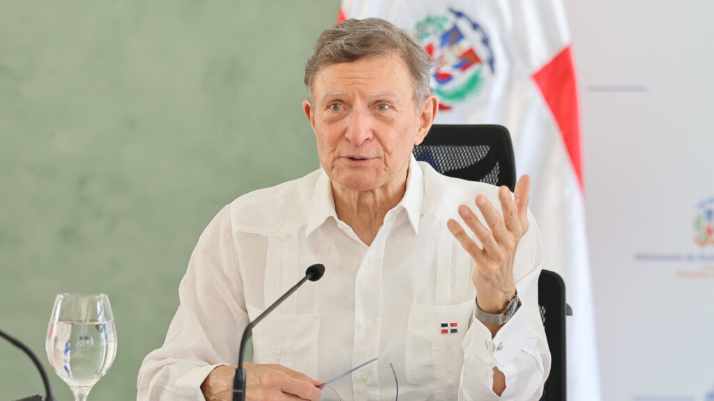 Canciller dice cierre de oficina de la DEA en RD "no guarda relación con el gobierno dominicano"