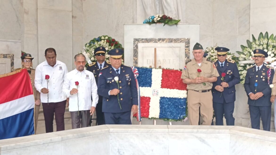 Efemérides Patrias y Mide inauguran exposición “Símbolos de la Dominicanidad” en Parque Independencia