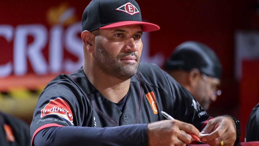 Pujols sigue abierto a la oportunidad para dirigir en las Grandes Ligas