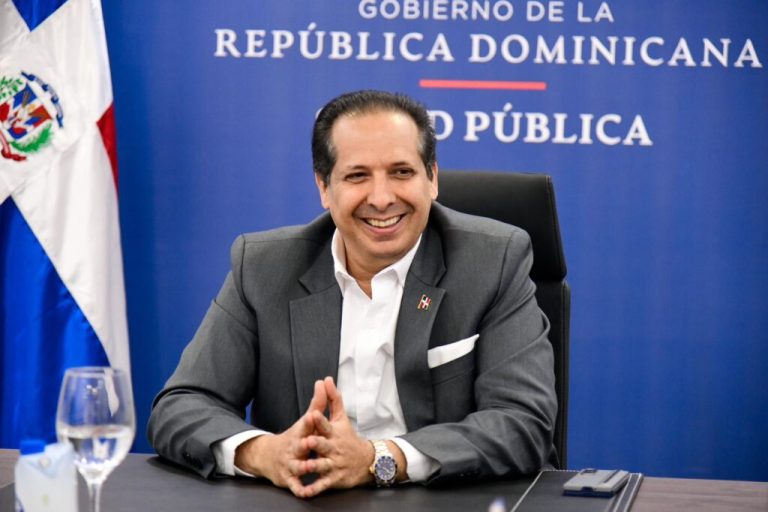 Gobierno informa ampliación de acceso a medicamentos gratuitos para enfermedades crónicas
