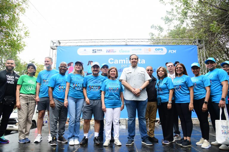 Caminata por la salud busca concienciar sobre el acceso universal y reducción de mortalidad materna