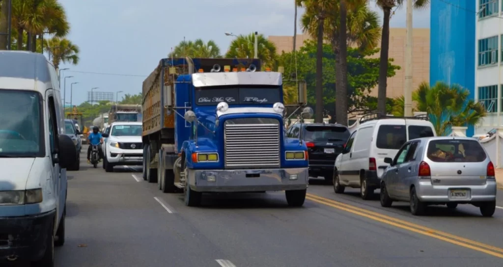 Fenatrado acata prohibición de circulación de vehículos de carga en Semana Santa