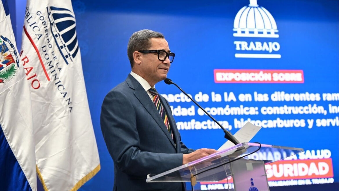 Ministerio de Trabajo analiza impacto de la inteligencia artificial en la prevención de riesgos en las empresas