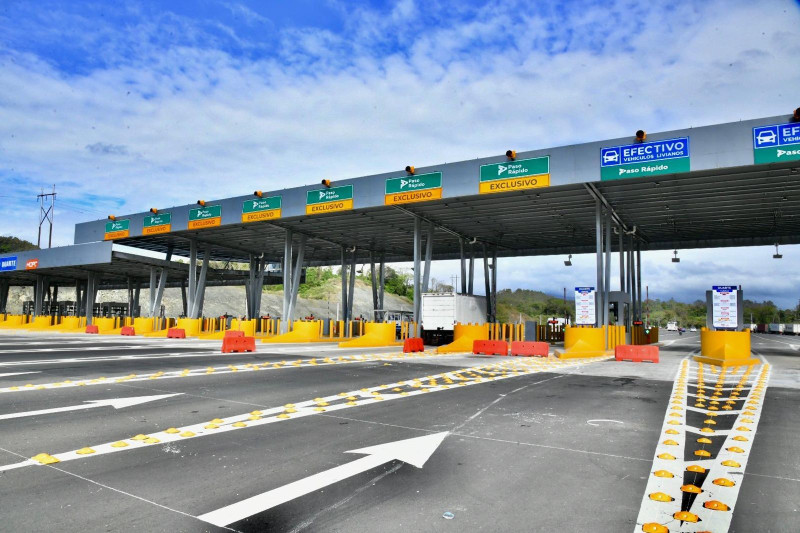 Vehículos ligeros pagarán peaje de RD$100 en ambas direcciones en el kilómetro 32 de la Autopista Duarte