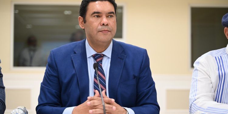 Senador Rafael Barón Duluc somete Ley para proteger instalaciones críticas del país