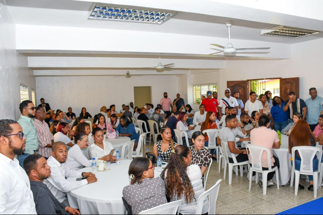 Juventud de Carolina Mejía inicia trabajos en SDE