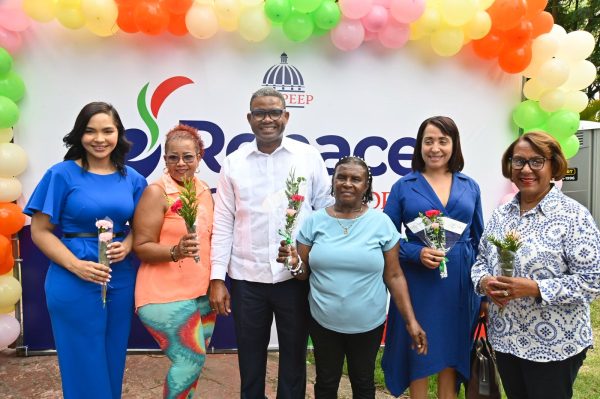 Propeep presenta “Renacer Contigo” en apoyo a vendedores informales