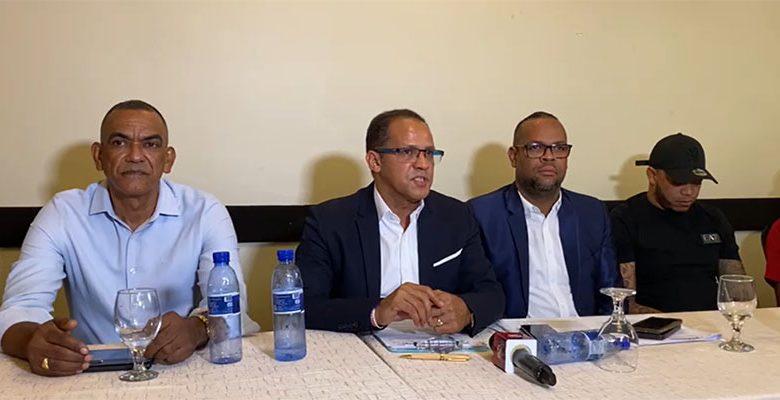 Presidente de Fenacho, Alexis Disla demanda atención para miles de choferes
