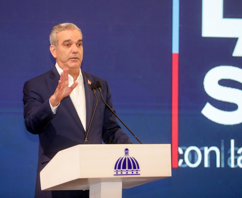 Abinader defiende designación de Magín Díaz en Hacienda y niega agenda oculta: “Estoy nombrando a una persona capaz”