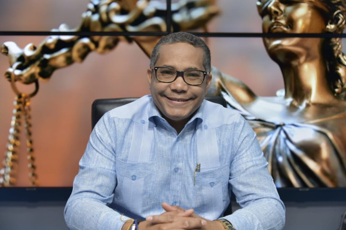 Eddy Skinner llama a una gestión limpia y moderna en Santo Domingo Este