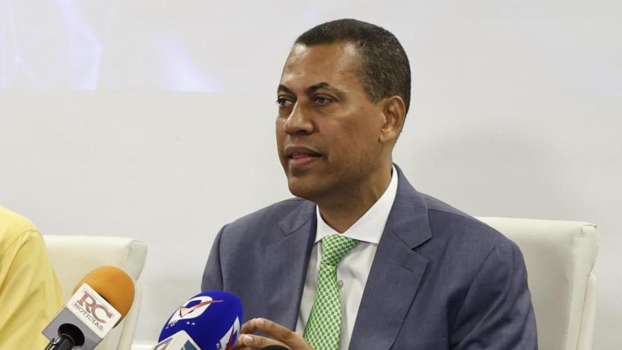 INDOTEL otorga 30 días a las telefónicas para depurar líneas móviles prepago y reforzar control de identidad