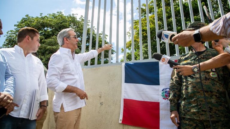 Presidente Abinader resalta importancia de defender la frontera nacional