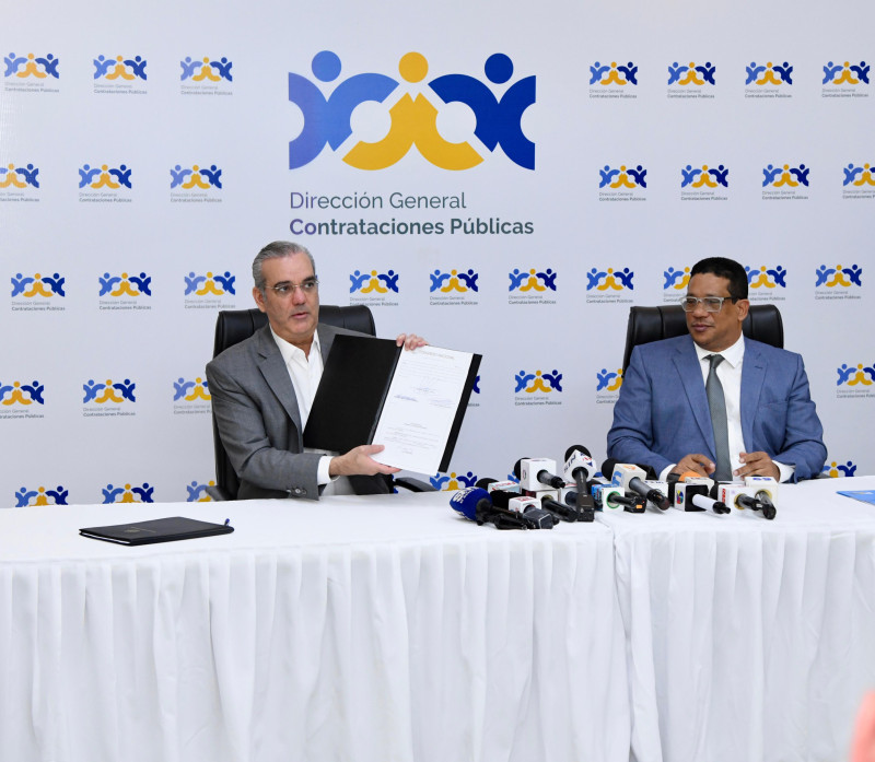 Presidente Abinader promulga nueva Ley 47-25 de Contrataciones Públicas
