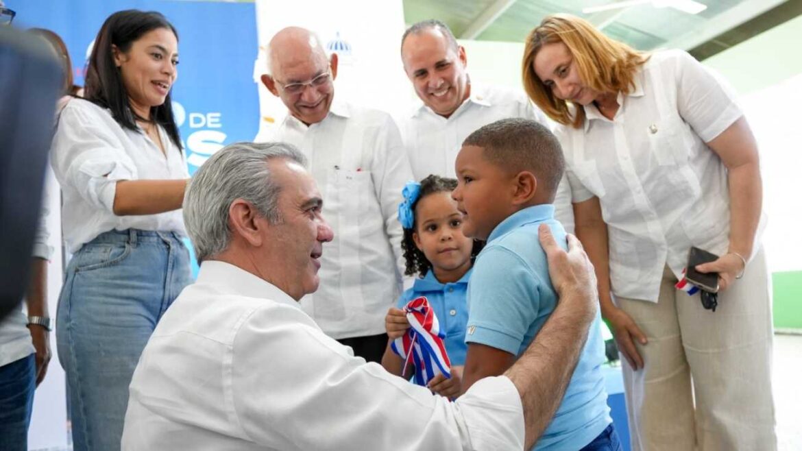 Presidente Abinader inaugurará obras deportivas y supervisará monorriel de Santiago este miércoles