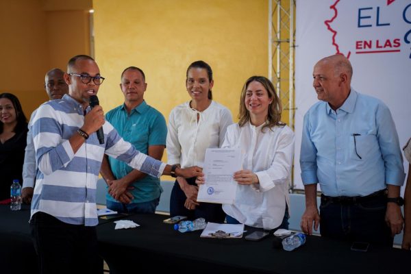 Gloria Reyes anuncia nuevas inclusiones en el subsidio Aliméntate