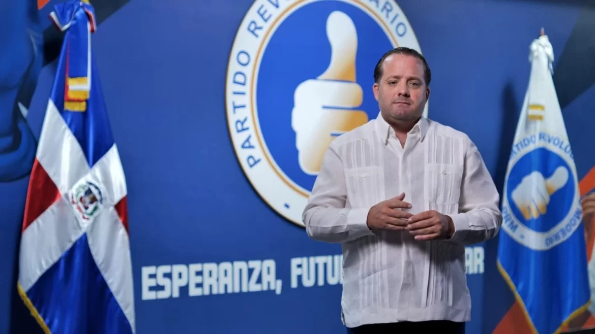 José Ignacio Paliza llama a funcionarios a enfocarse en trabajar y no en promover candidaturas