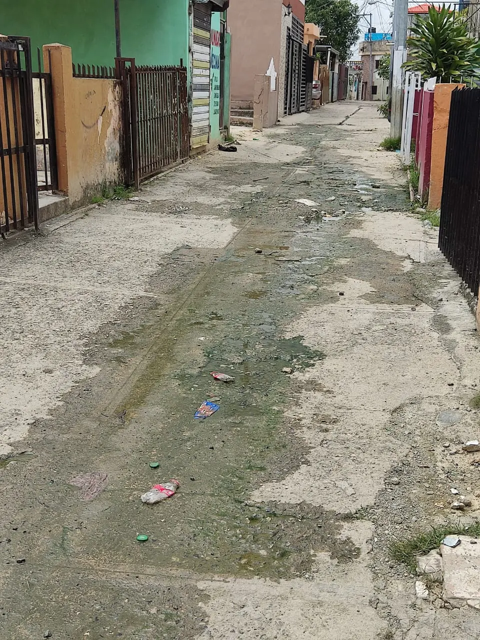 Residentes en Sabana Perdida denuncian insalubridad y abandono de autoridades