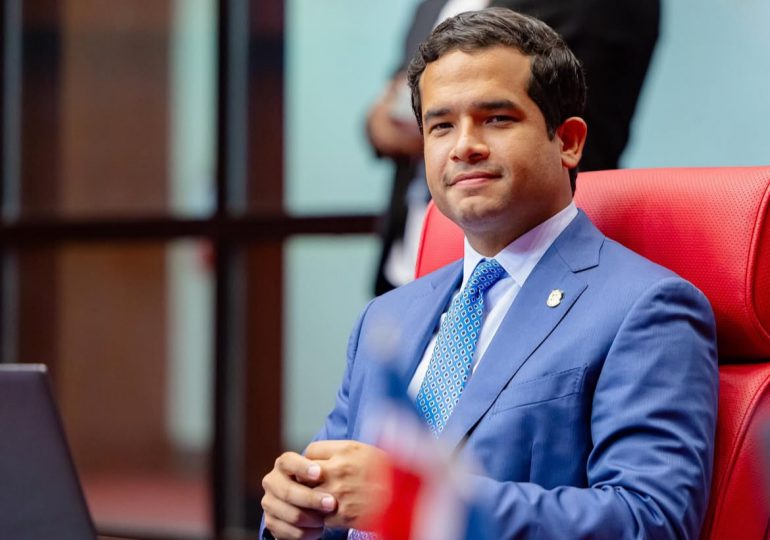 Omar Fernández: Senado corrige errores y afina detalles del nuevo Código Penal