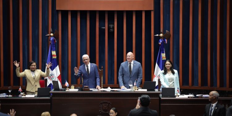 Senado aprueba en segunda discusión iniciativa de Alexis Victoria para fortalecer la inversión en RD