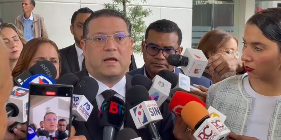 Yayo Sanz Lovatón resalta legado de Fello Suberví: “Quedará escrito en la historia democrática del país”