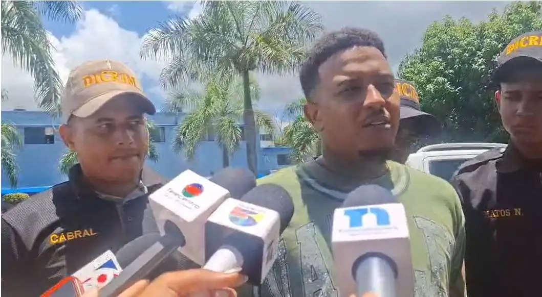Policía entrega a “Alex Paquete” al Ministerio Público por muerte de “Alexwit” en MG Kitchen