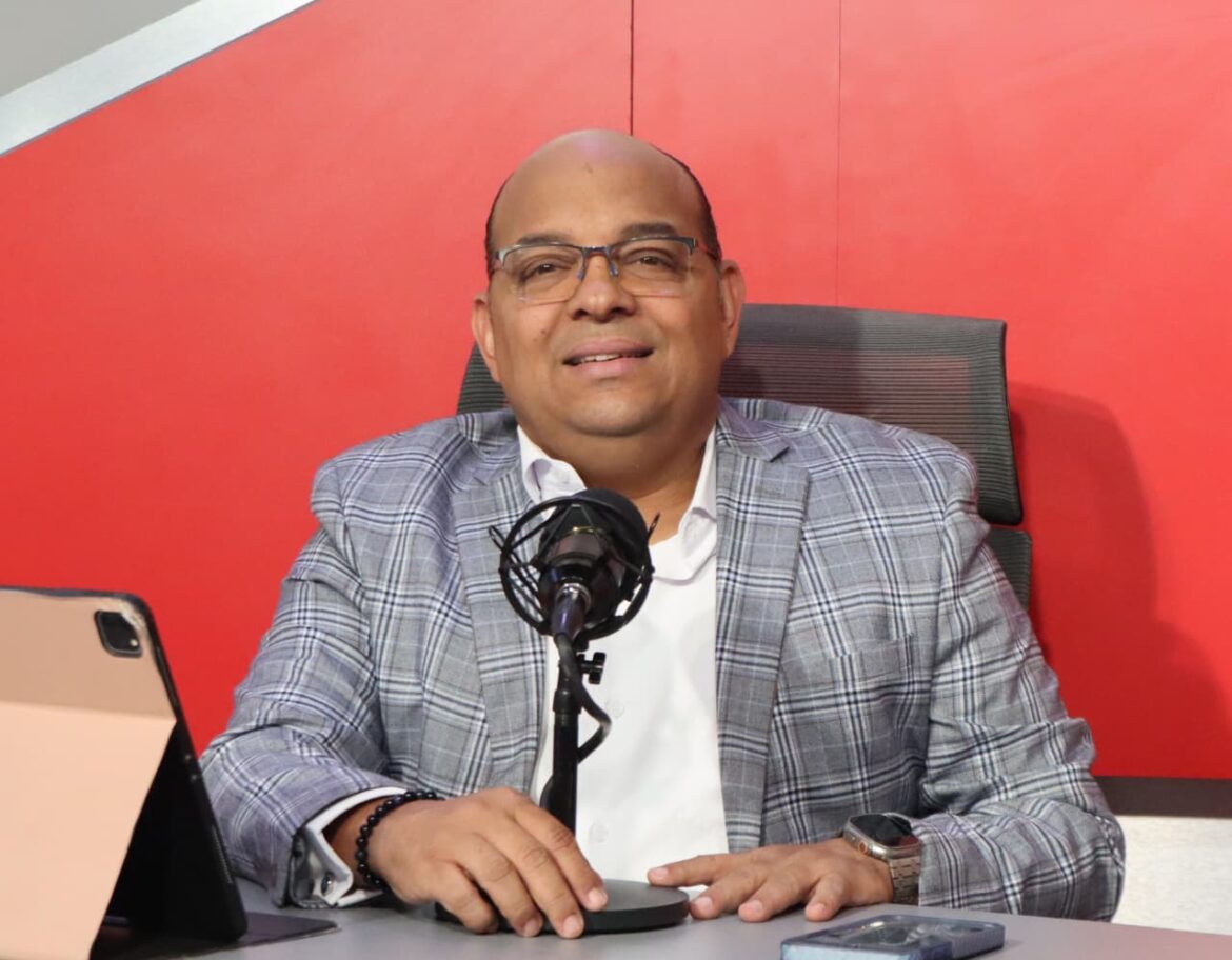 Ludwig Álvarez solicita al presidente Abinader la ampliación del Teleférico de Sabana Perdida hasta San Luis