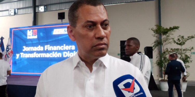 Guido Gómez Mazara reafirma que su ciclo en Instituto Dominicano de las Telecomunicaciones concluyó y llama a fortalecer la gestión y el partido