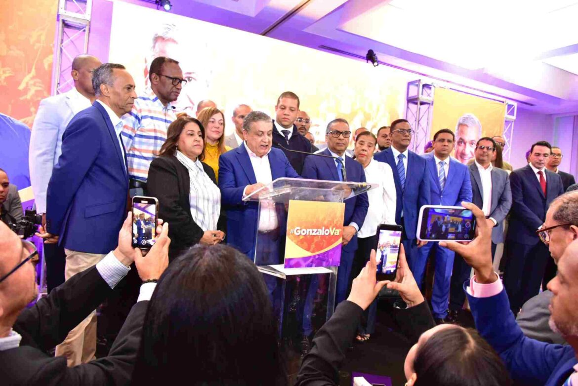 Dirigentes del PLD anuncian proyecto presidencial Gonzalo Castillo