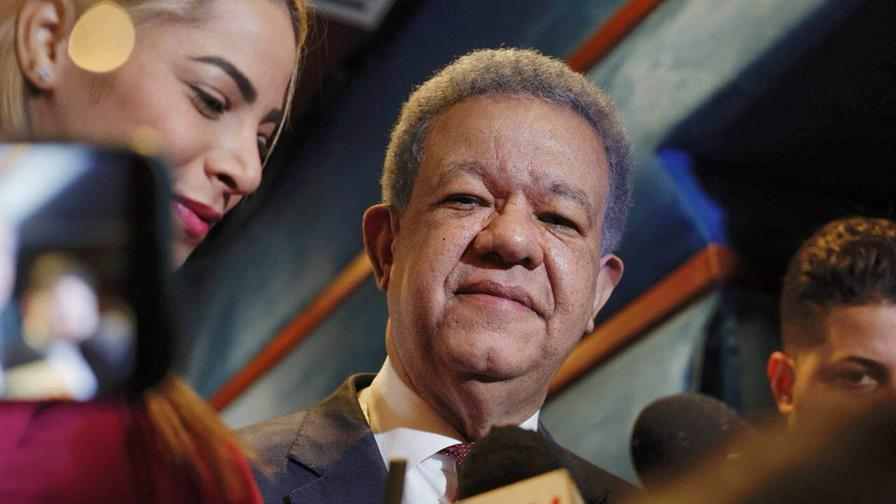 Leonel Fernández califica el 2025 como un “año difícil” y expresa esperanza en un mejor rumbo para el país
