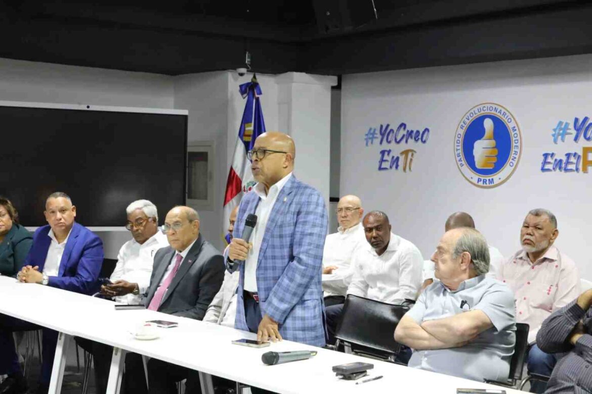 Alfredo Pacheco destaca los 11 años del PRM como una decisión colectiva