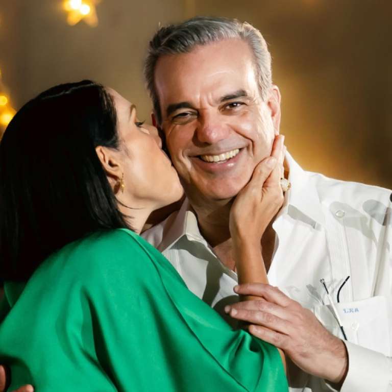 “Un amor que dura y perdura”, le dice Abinader a Raquel en este Día de San Valentín