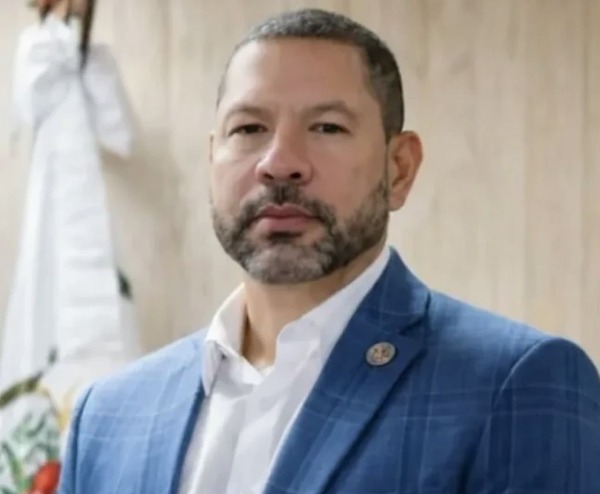 Melitón Cordero, el supervisor arrestado de la DEA por soborno y fraude, había sido condecorado por Abinader