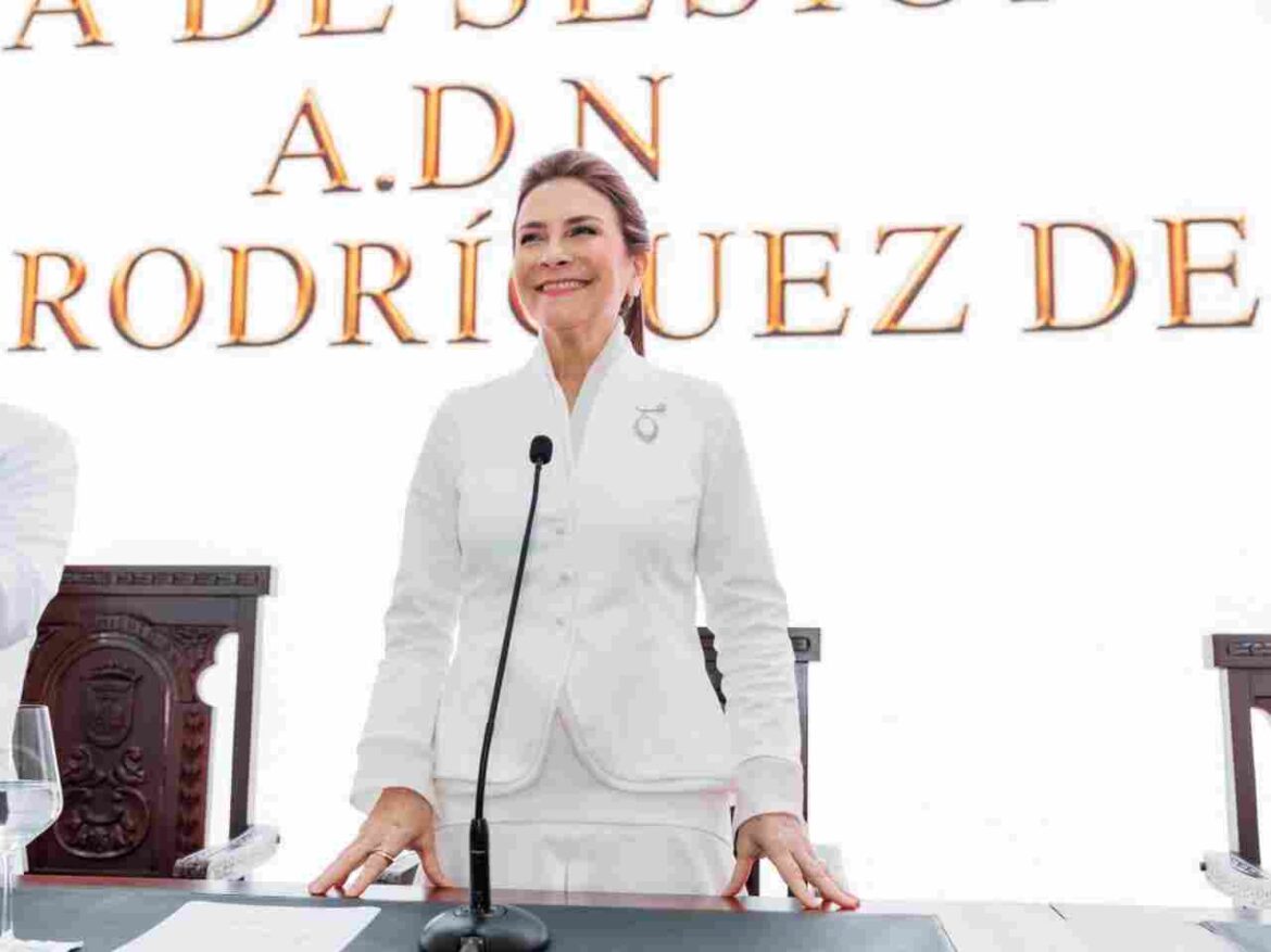Carolina Mejía rinde informe de su segundo año de gestión y asegura «no me tiembla el pulso cuando se trata de poner orden»