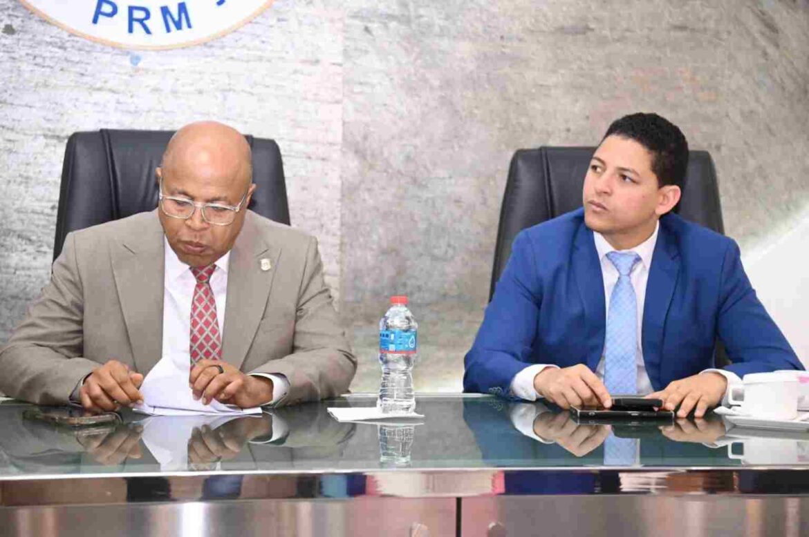 Bloque de diputados del PRM apoya prorrogar elección de autoridades del partido
