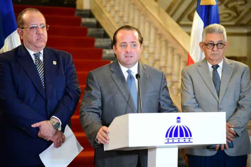 Gobierno anuncia nuevas medidas para mitigar crisis
