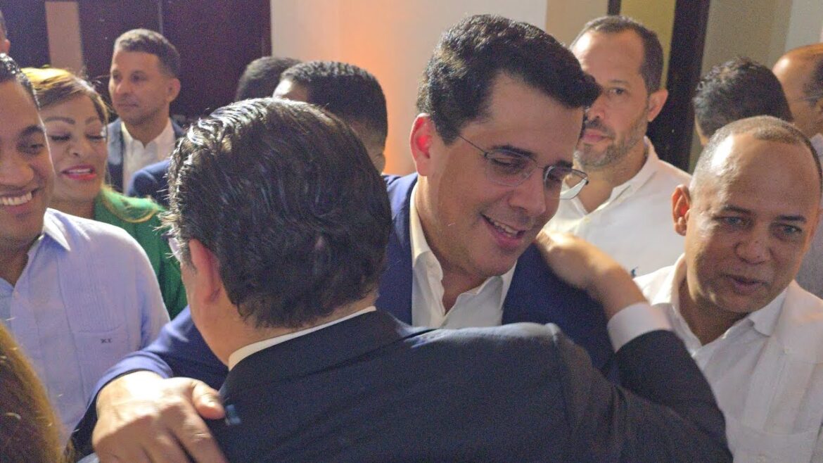 Movimiento de Carolina Mejía en FEDODIM habría precipitado acercamiento entre David Collado y Yayo Sanz Lovatón