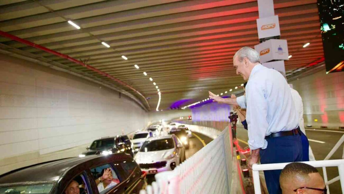 Presidente Abinader inaugura el túnel de la Plaza de la Bandera que cambia la salida hacia el Sur y redefine la movilidad del Gran Santo Domingo