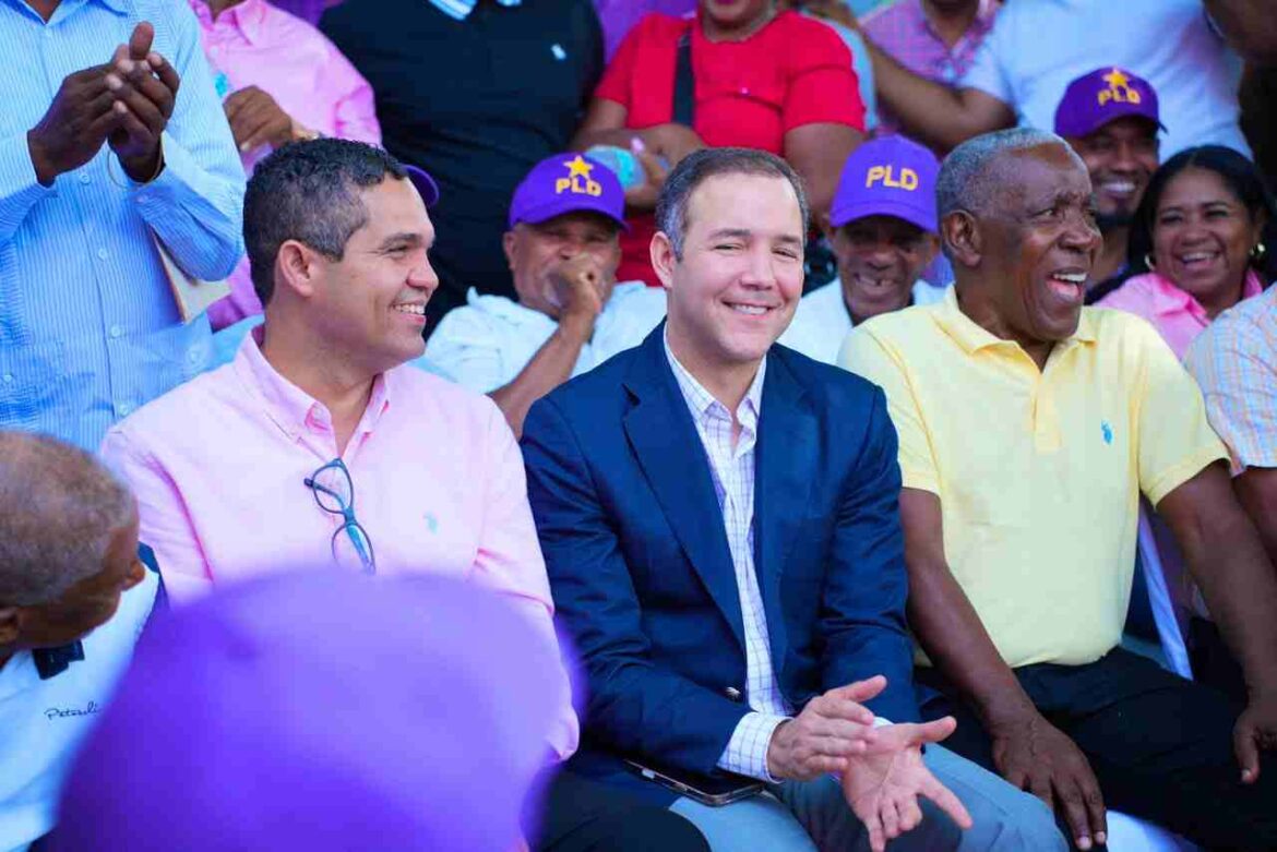 Johnny Pujols: “RD vive uno de sus peores momentos por deterioro social y amenazas a la democracia”